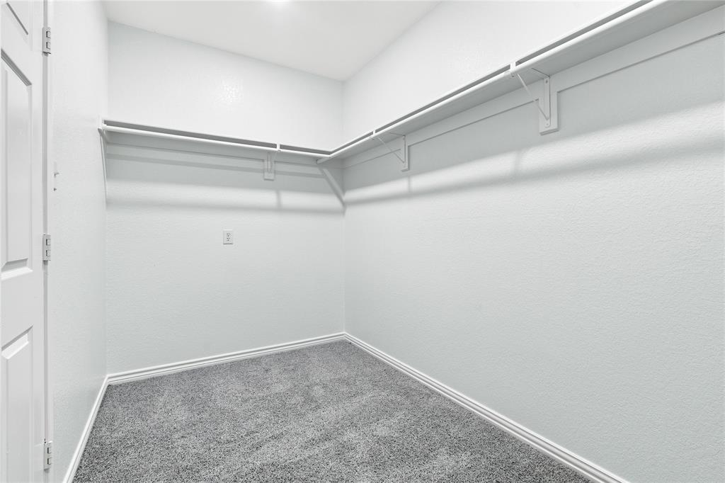 122 Clear Creek Drive Property Photo 15