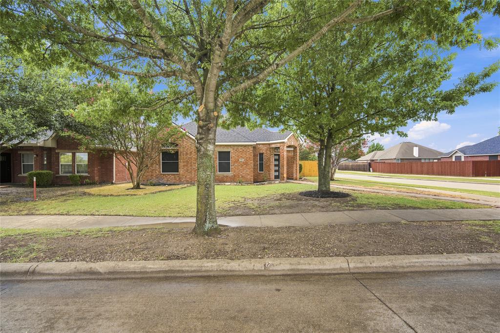 122 Clear Creek Drive Property Photo 25