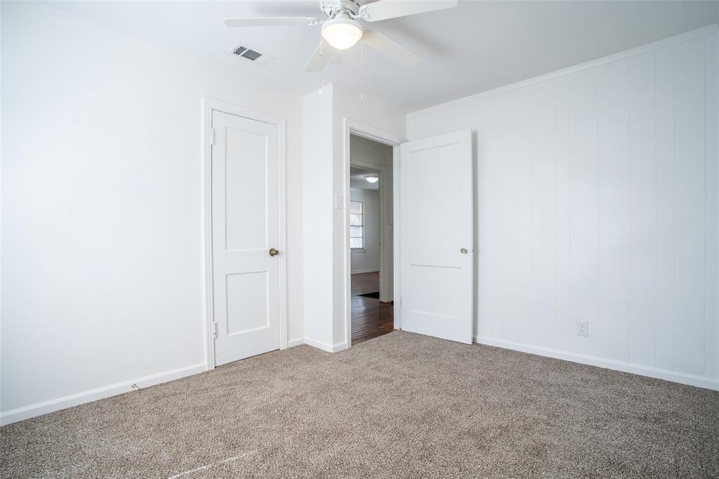 3323 W Clarendon Drive Property Photo 17