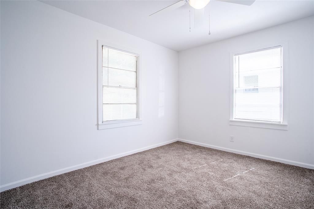 3323 W Clarendon Drive Property Photo 20