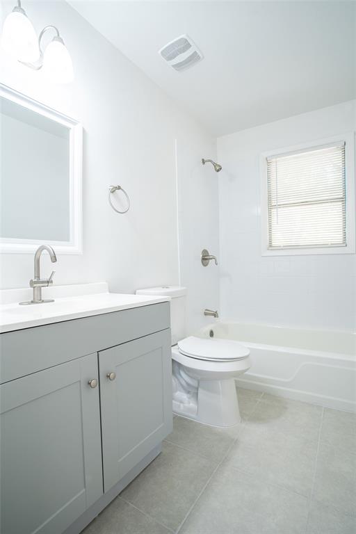 3323 W Clarendon Drive Property Photo 22