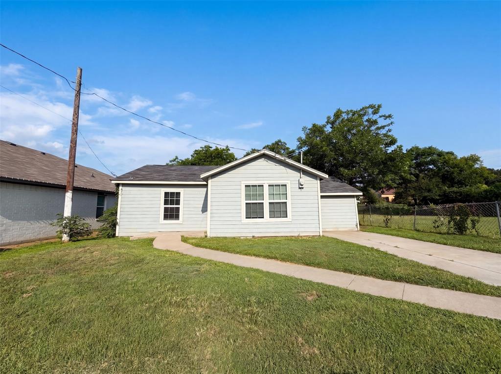 2008 Danner Street Property Photo 1