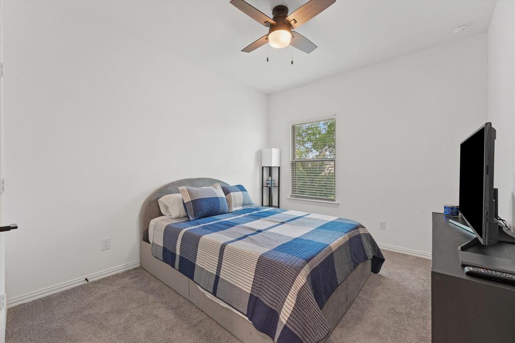 7562 Edgeware Road Property Photo 21