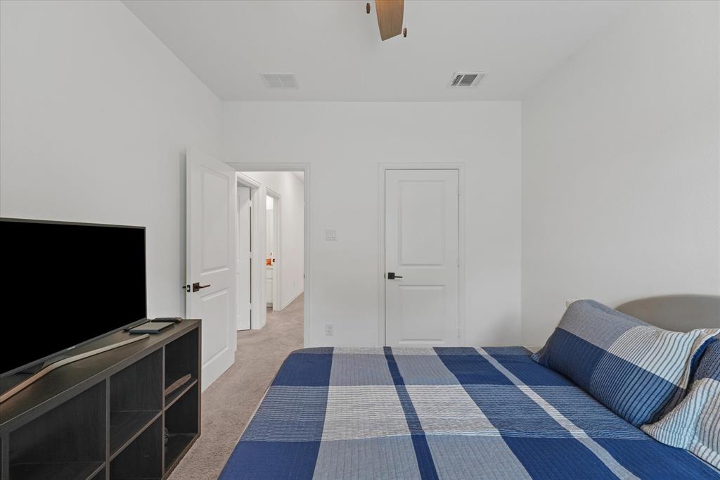 7562 Edgeware Road Property Photo 22