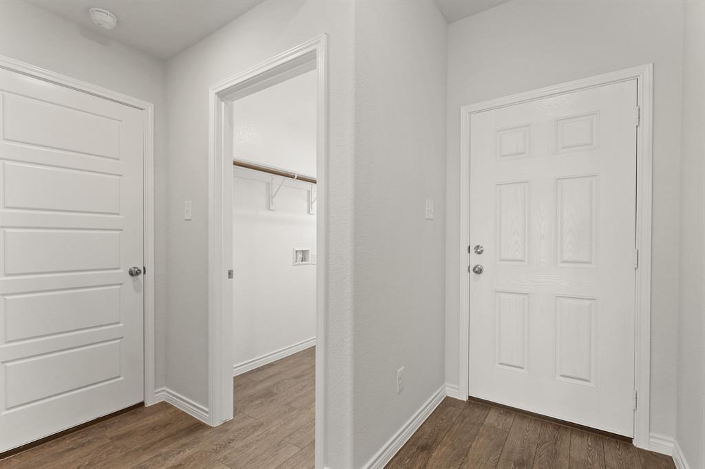2417 Texas Ash Way Property Photo 3