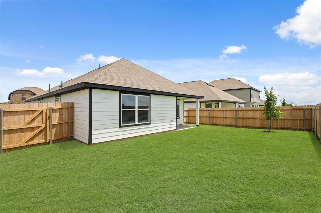 2417 Texas Ash Way Property Photo 15