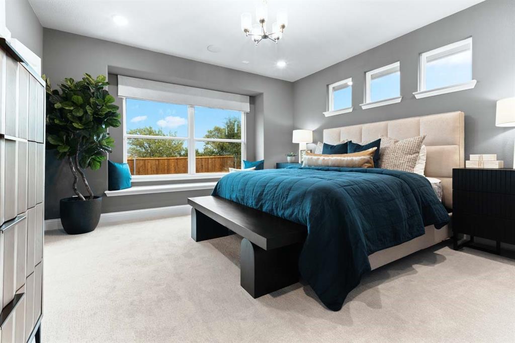 2208 Walden Pond Boulevard Property Photo 10