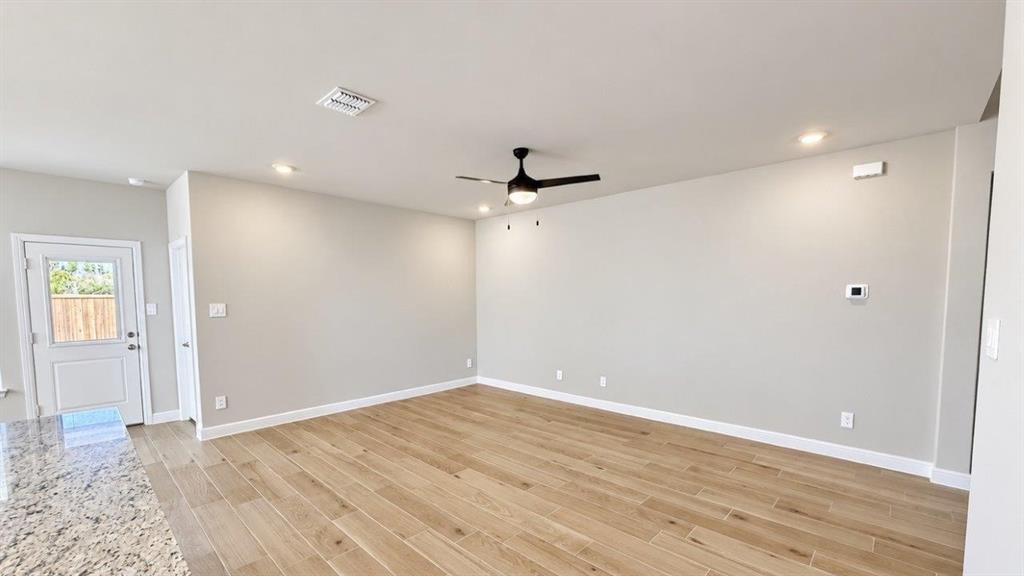17136 Manzanilla Drive Property Photo 8
