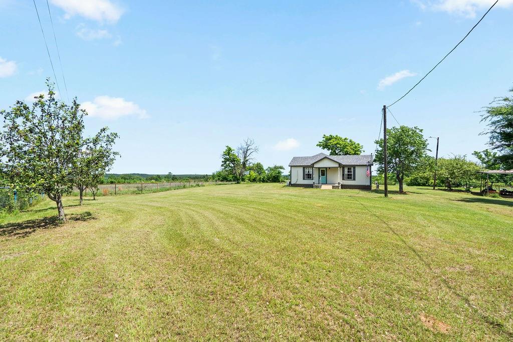 8869 County Road 1617 Property Photo 18