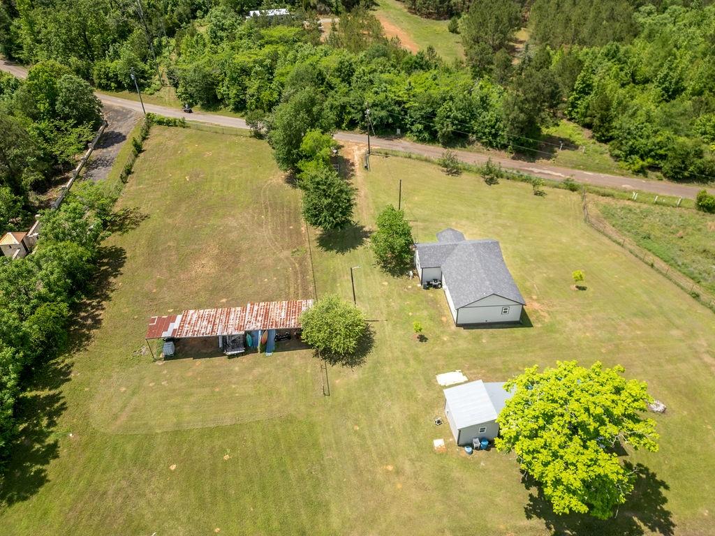 8869 County Road 1617 Property Photo 32