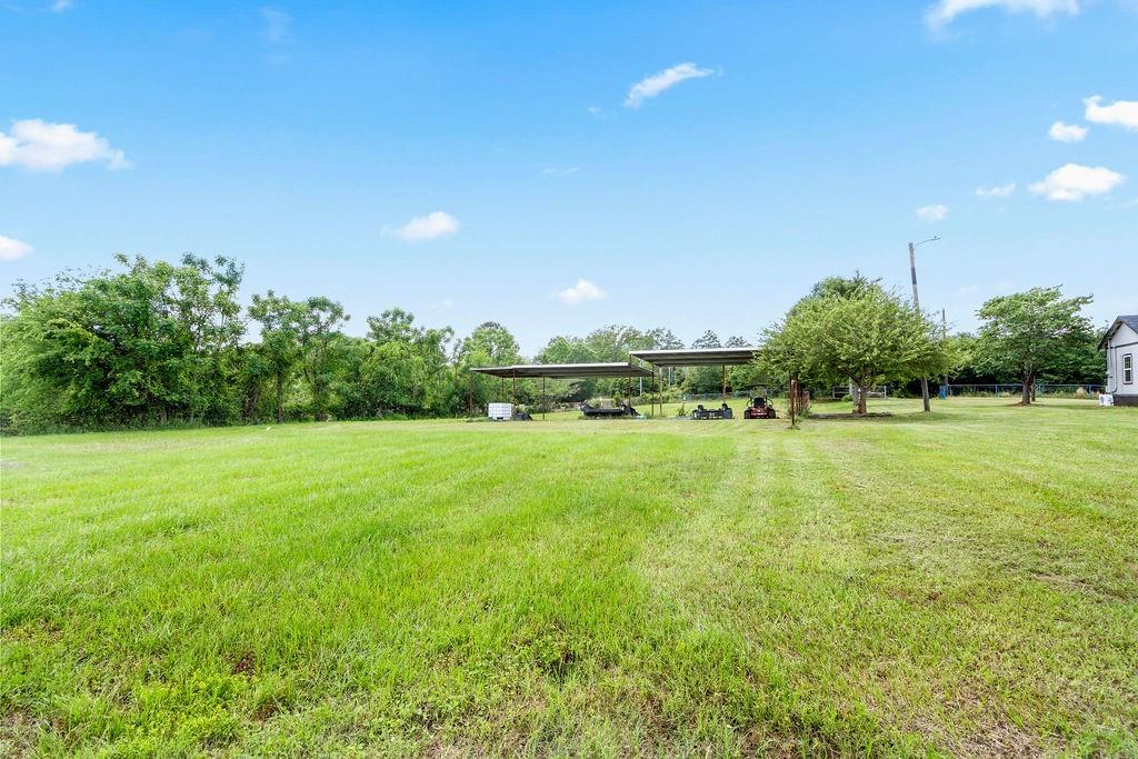 8869 County Road 1617 Property Photo 35