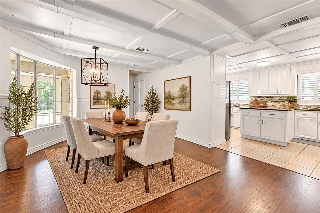 2900 Bedfordshire Property Photo 4