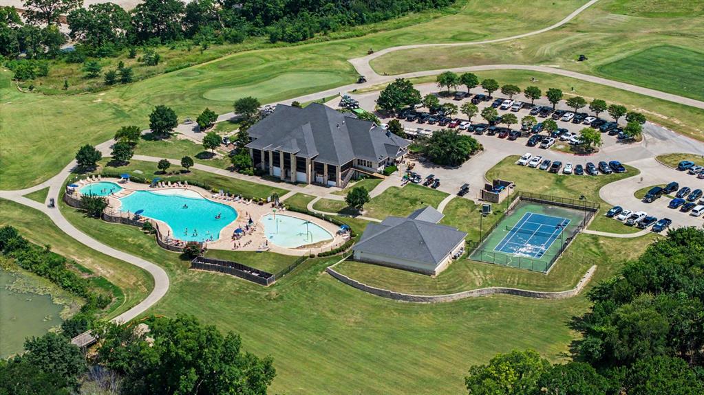 2016 Fox Bend Trace Property Photo 2
