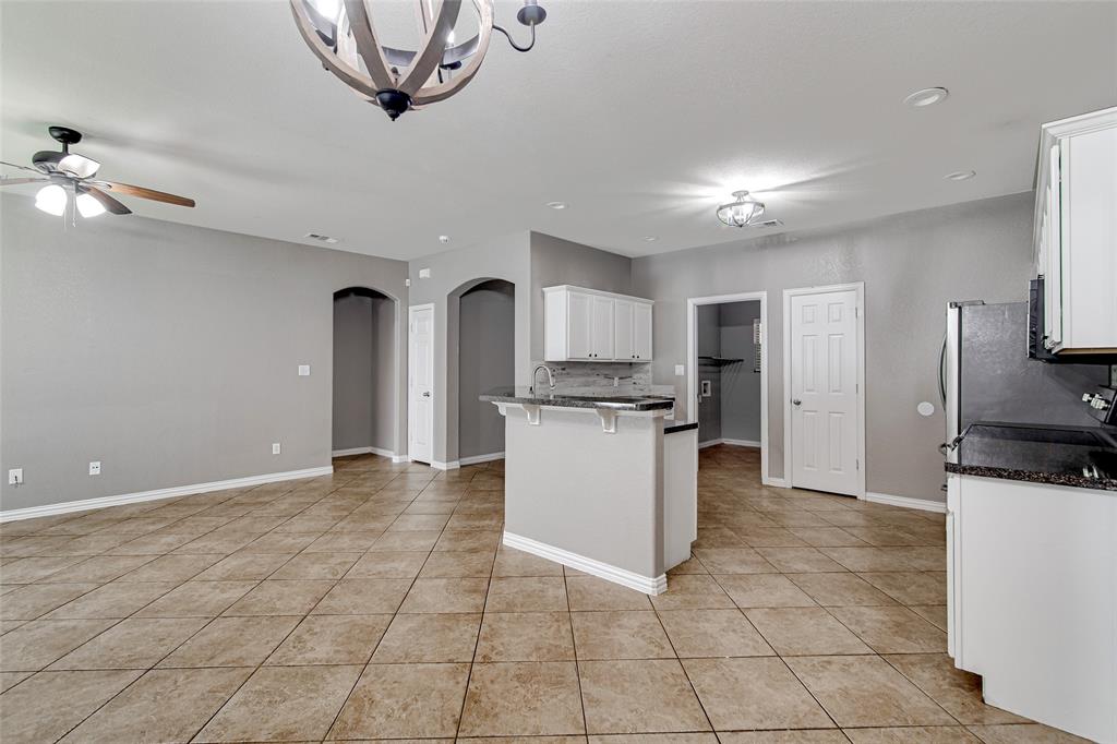 1015 Christine Street Property Photo 12