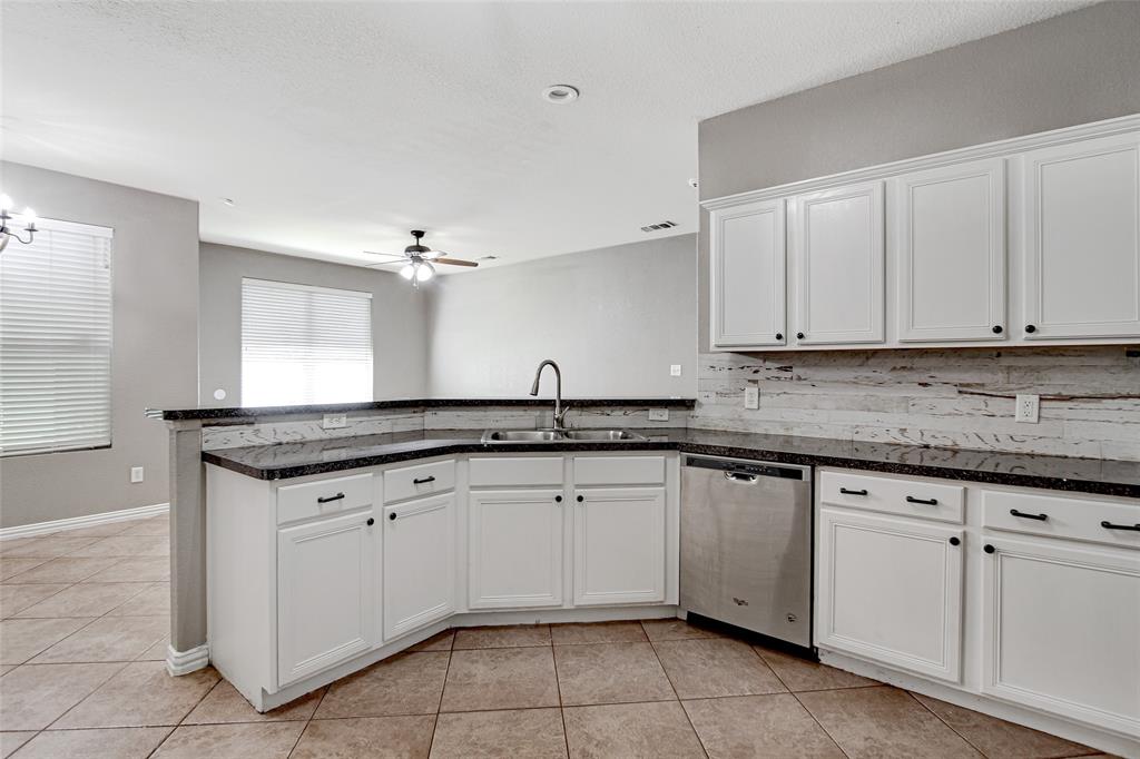 1015 Christine Street Property Photo 17