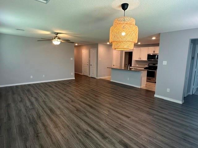2757 Tobias Lane Property Photo 8