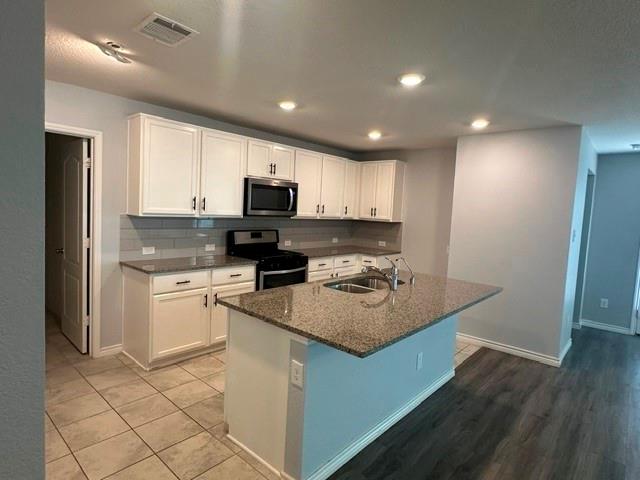 2757 Tobias Lane Property Photo 12