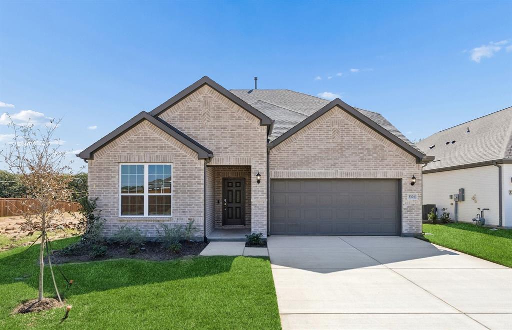 3304 Goshawk Drive Property Photo 1