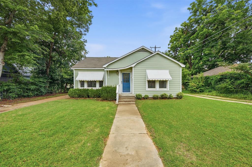 408 S Tone Avenue Property Photo 1