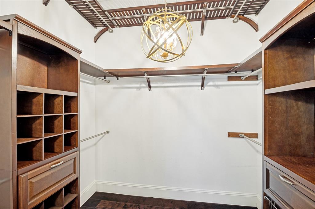 2100 Los Rios Boulevard Property Photo 17