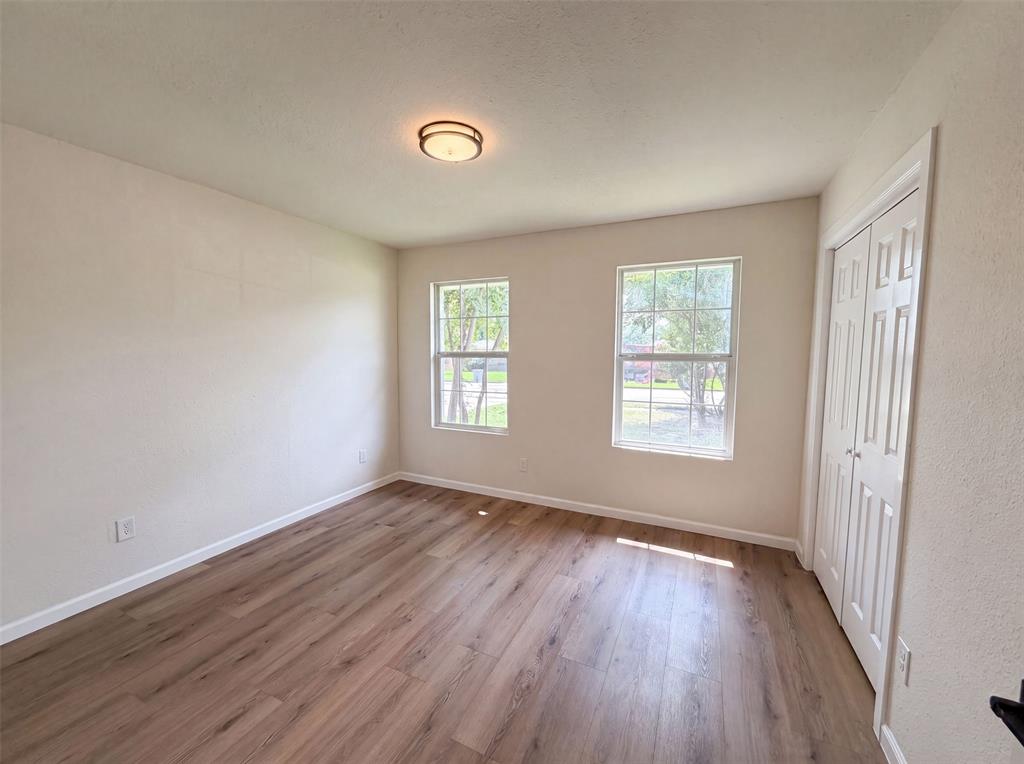 321 S 4th Street Property Photo 8
