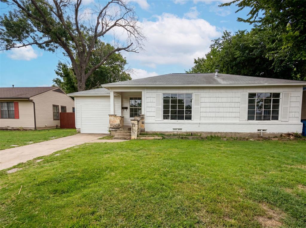 11216 Barbarosa Drive Property Photo 1