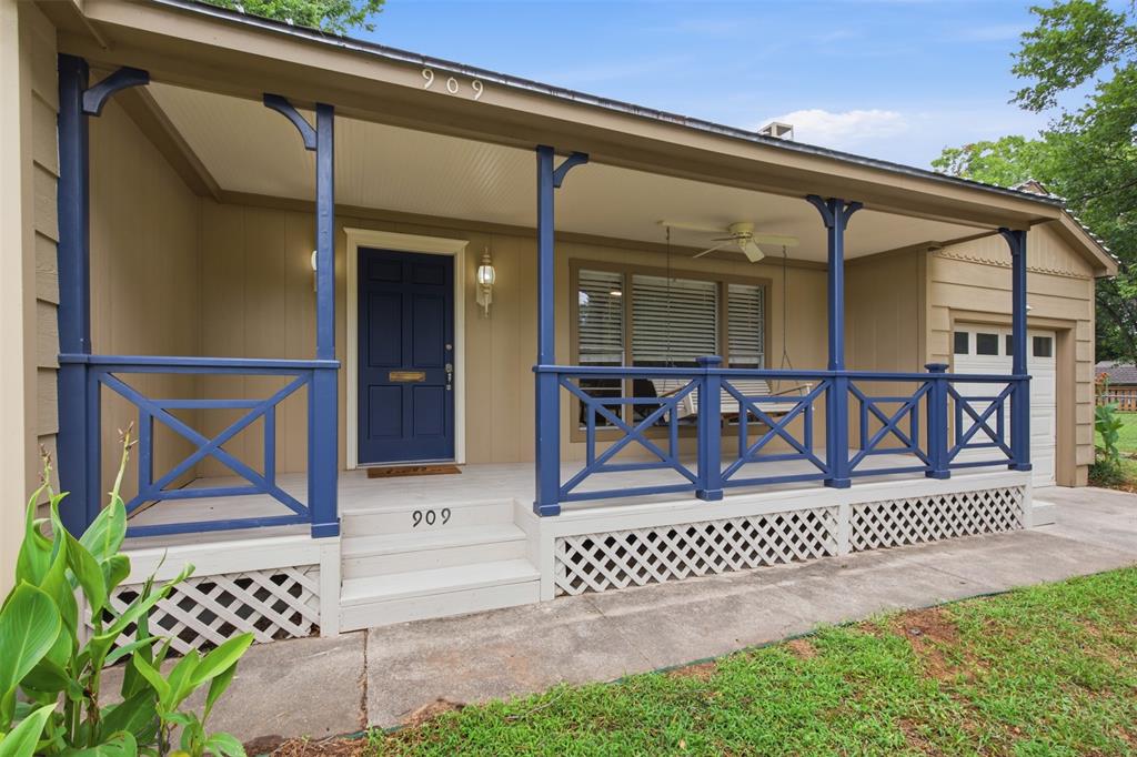 909 Keith Pumphrey Drive Property Photo 1