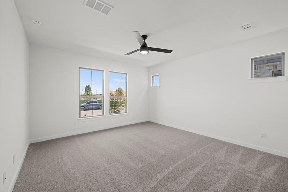 2437 Trailrunner Drive Property Photo 17