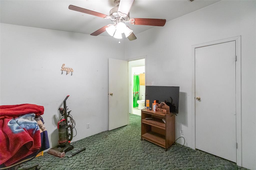 7852 Fm 603 Property Photo 12