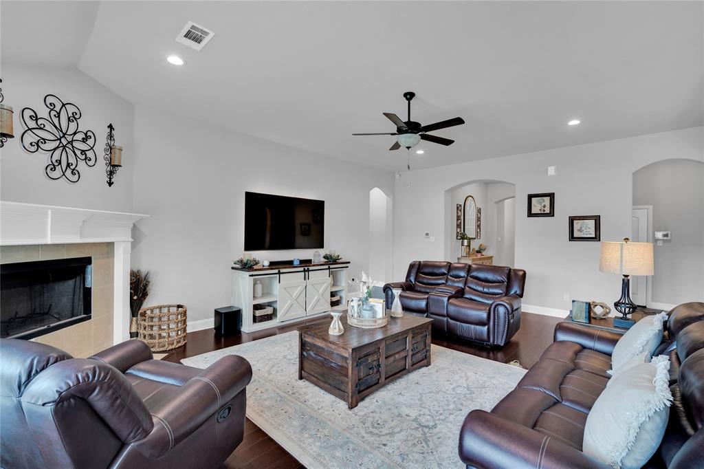 3226 Paisley Drive Property Photo 6