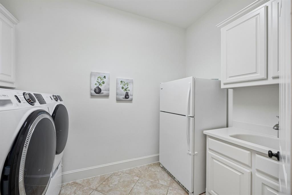 405 Cypress Garden Drive Property Photo 22