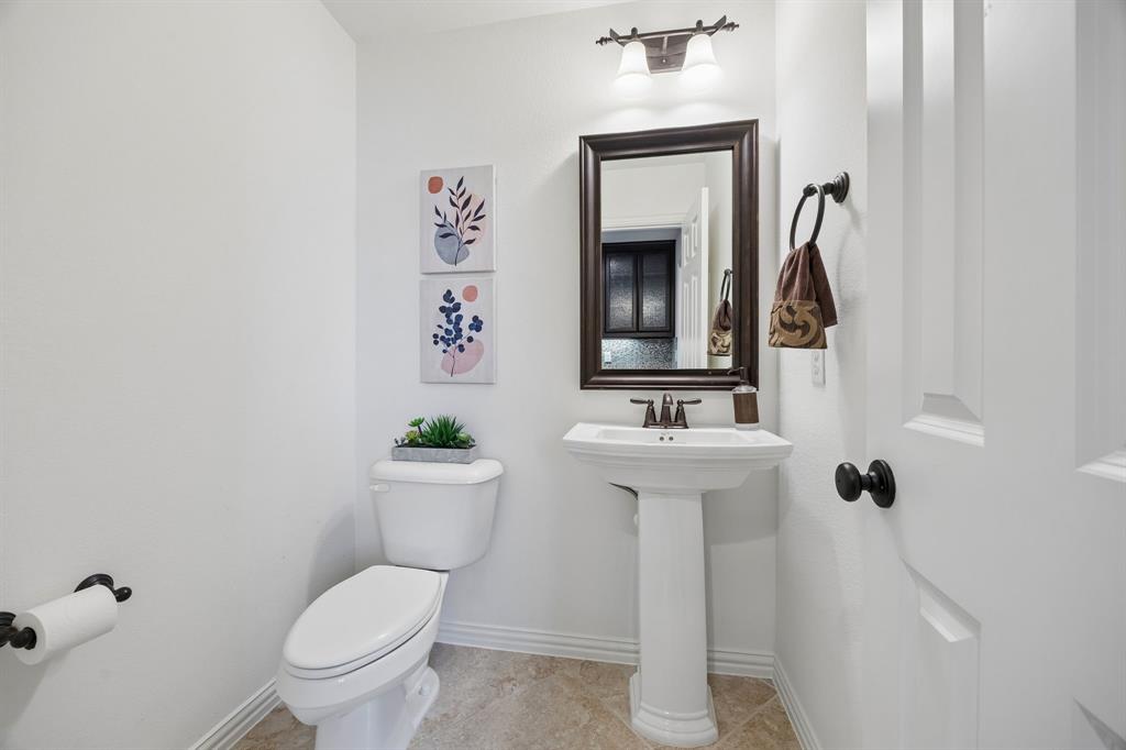 405 Cypress Garden Drive Property Photo 30