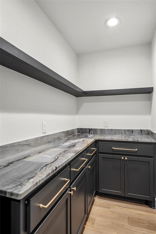 4916 Ridgeview Drive Property Photo 12