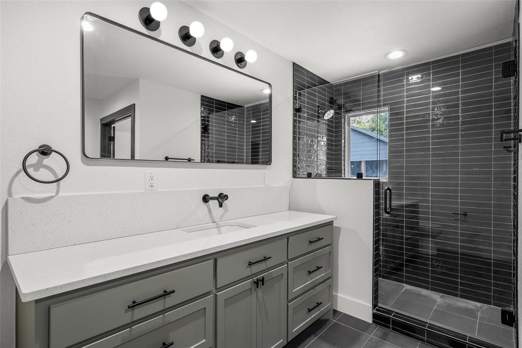 4916 Ridgeview Drive Property Photo 19