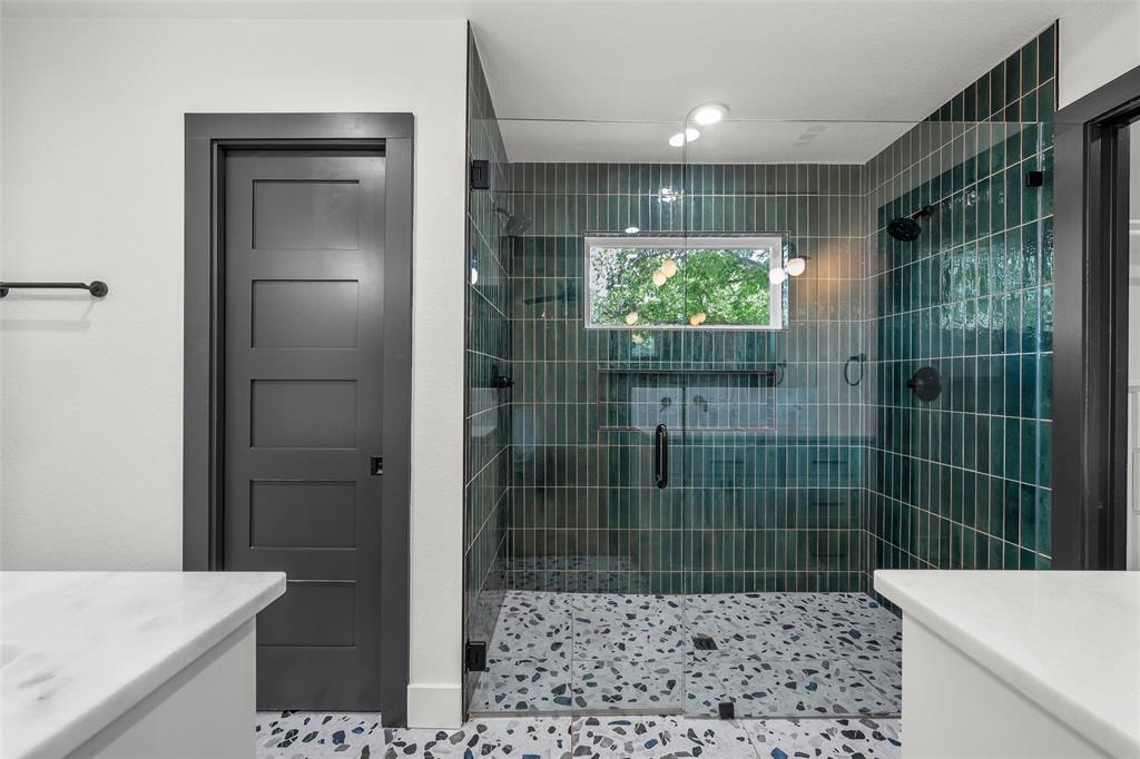 4916 Ridgeview Drive Property Photo 21