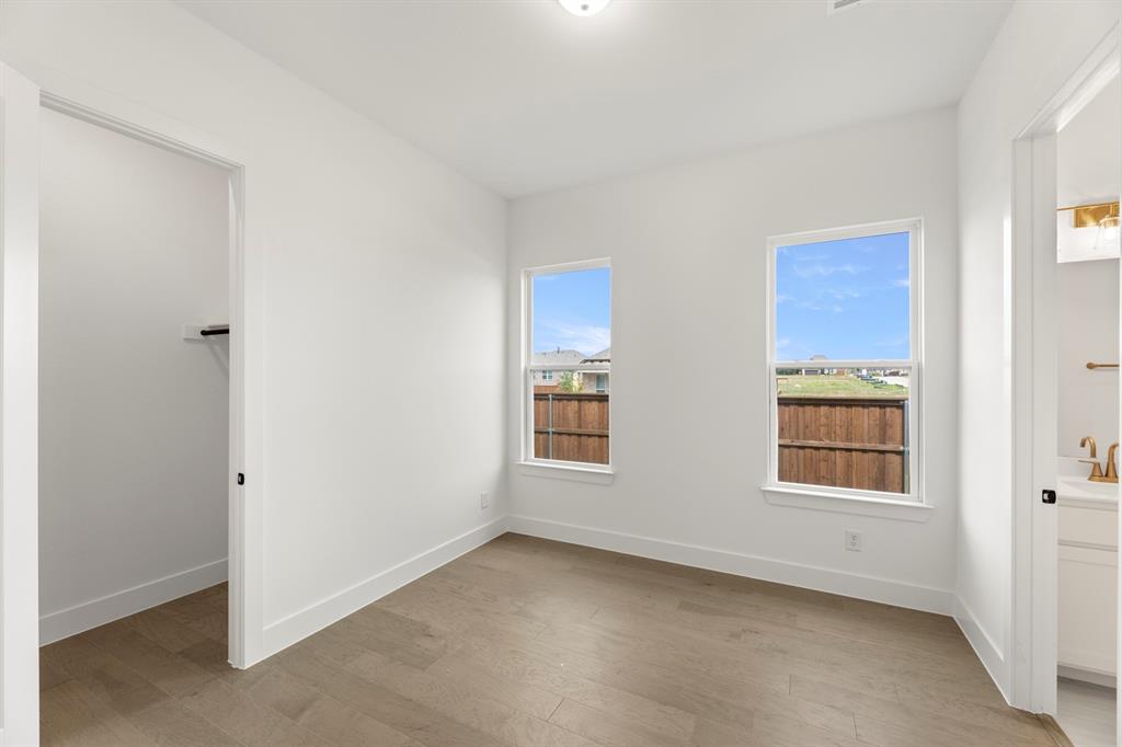 927 Stellar Truth Way Property Photo 7