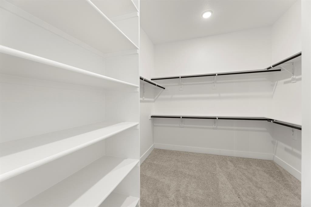 927 Stellar Truth Way Property Photo 20