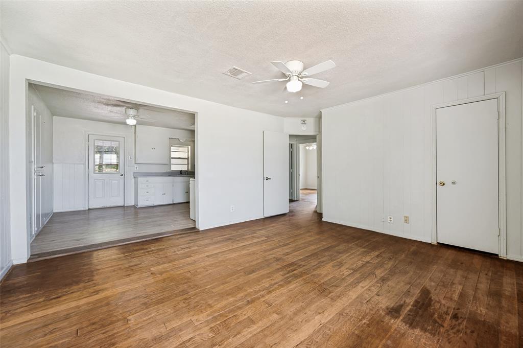 1814 Refinery Road Property Photo 5