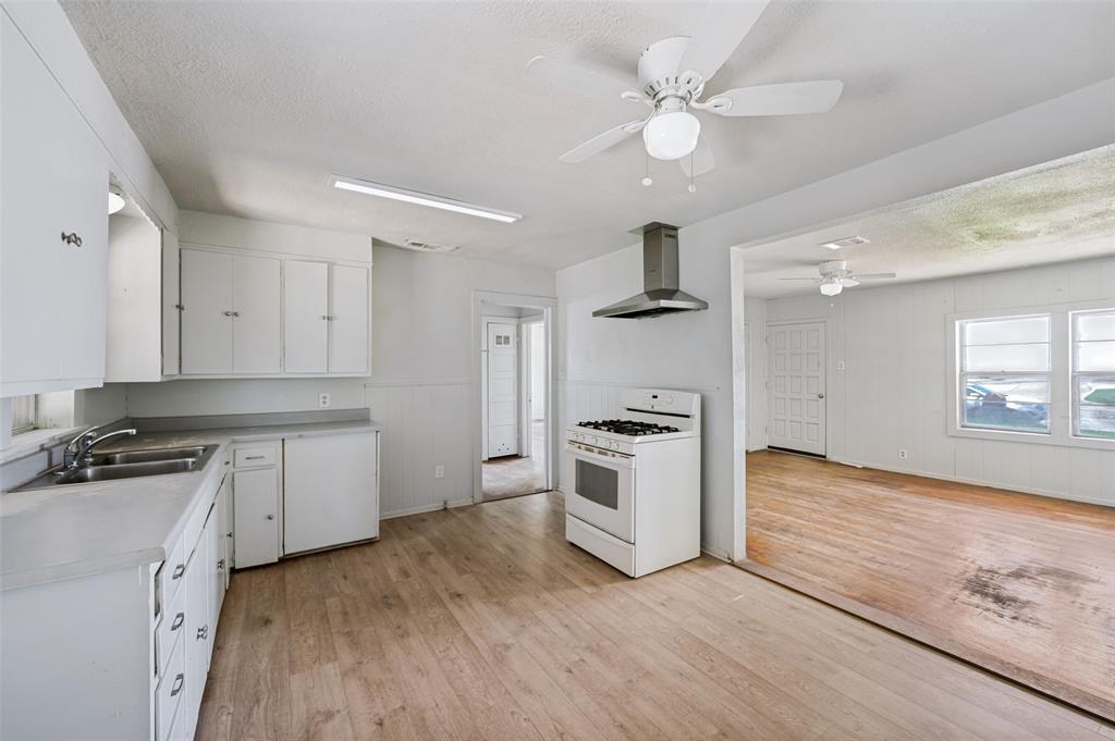1814 Refinery Road Property Photo 8