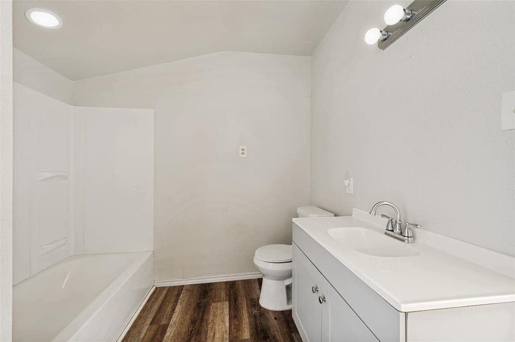 1814 Refinery Road Property Photo 19