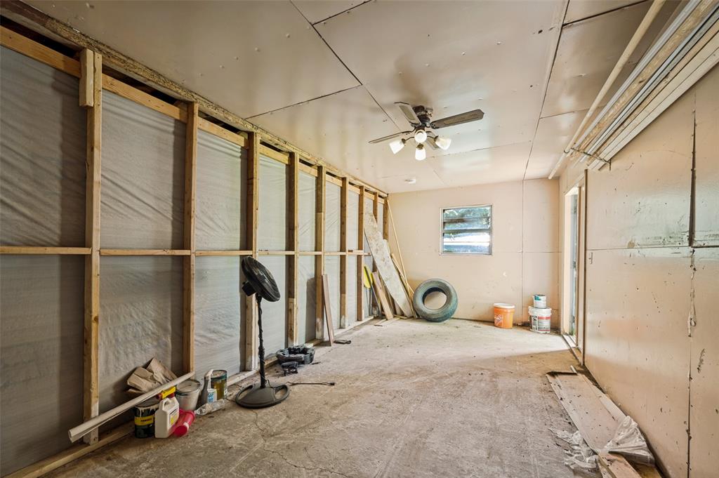 1814 Refinery Road Property Photo 21