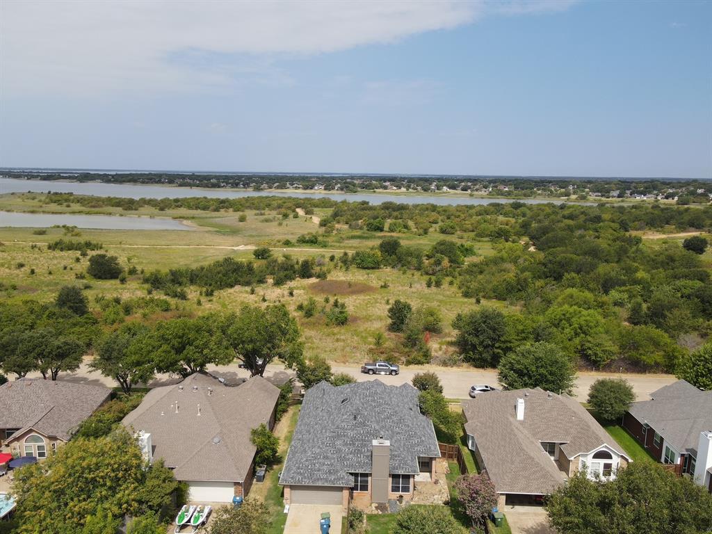 5080 Lakeshore Boulevard Property Photo 7