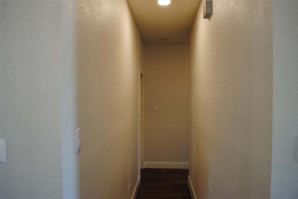 5080 Lakeshore Boulevard Property Photo 23