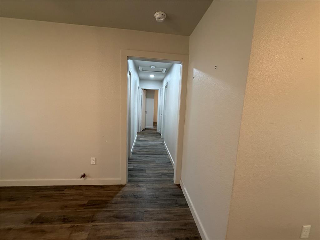 809 S Van Buren Property Photo 15