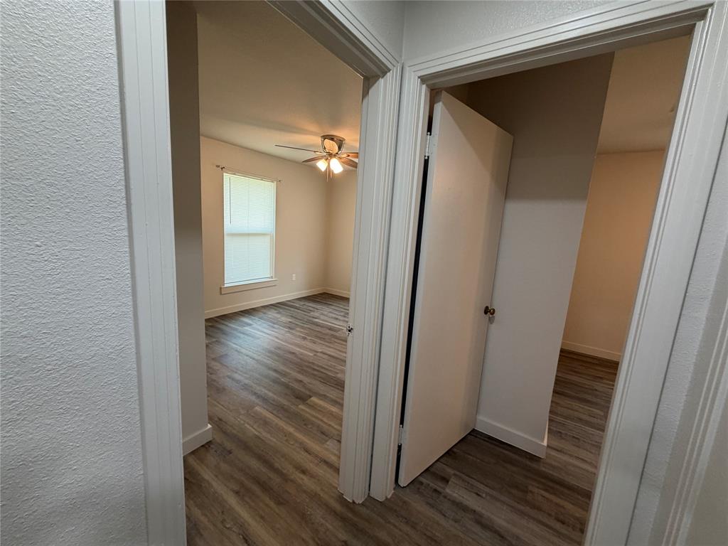 809 S Van Buren Property Photo 22