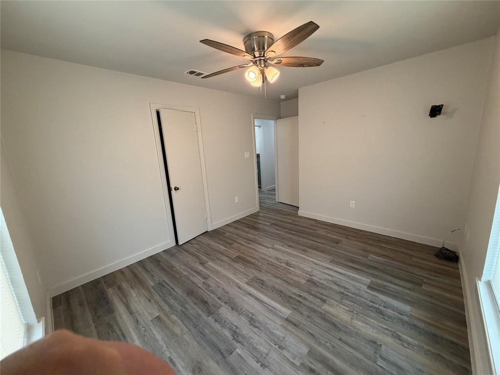 809 S Van Buren Property Photo 25
