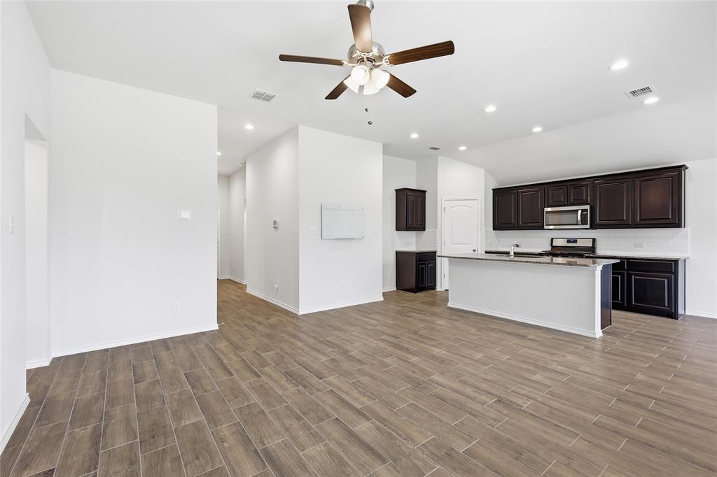 1836 Agarito Drive Property Photo 3
