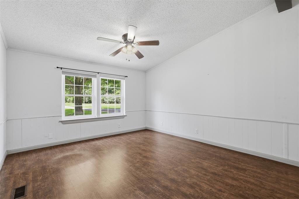 907 Quail Run Property Photo 7