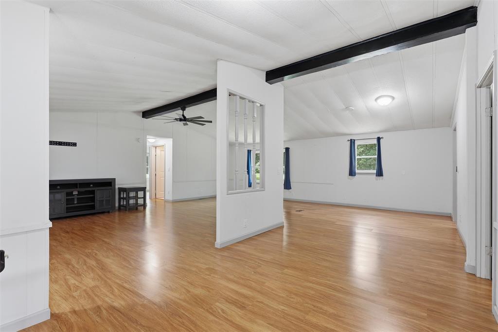 907 Quail Run Property Photo 30