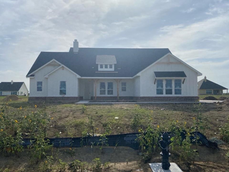 147 Sunny Side Road Property Photo 1
